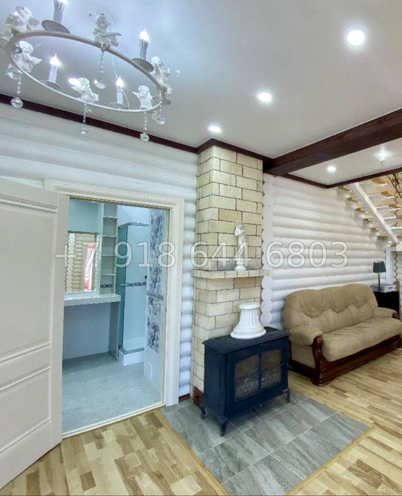 № 72 Б. Дом с озером с карпами в Адлере  - миниатюра 27