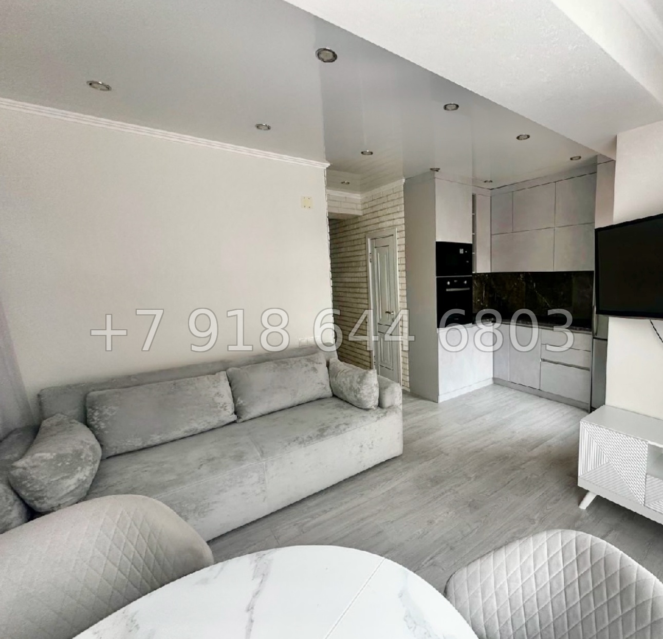 № 563 р. Квартира на море в городе Сочи  - миниатюра 1