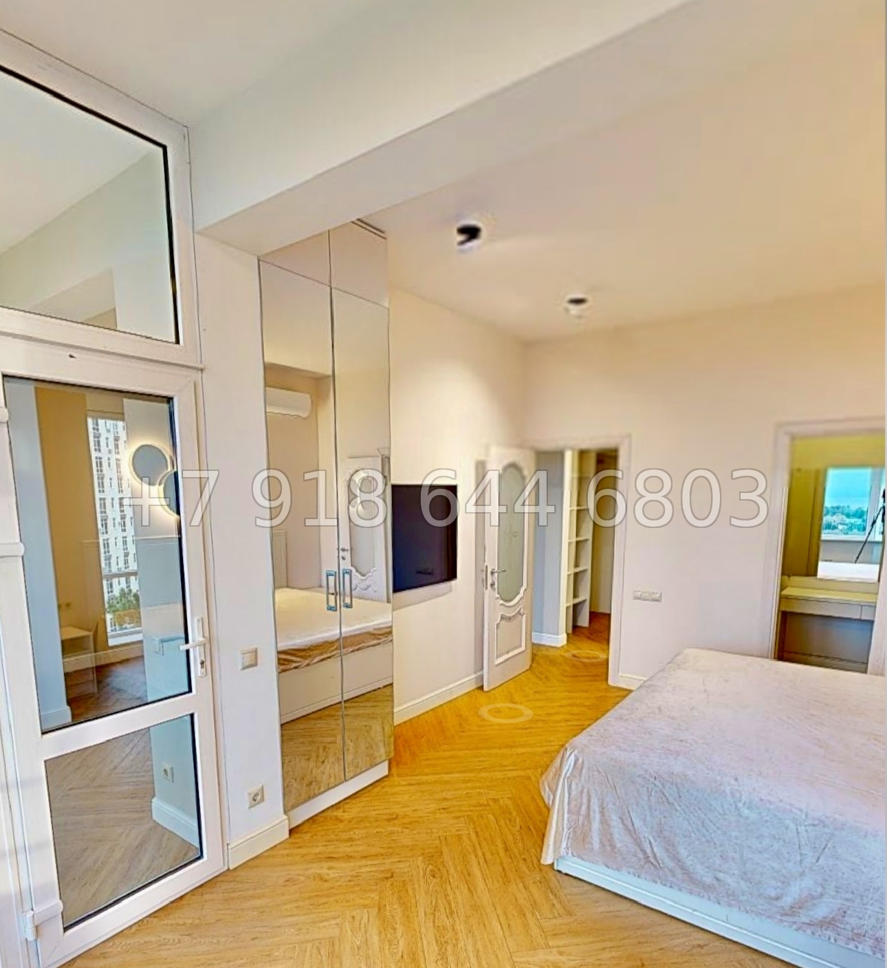 № 10 е. Квартира в центре города Сочи ЖК Первомайская 21 - миниатюра 9