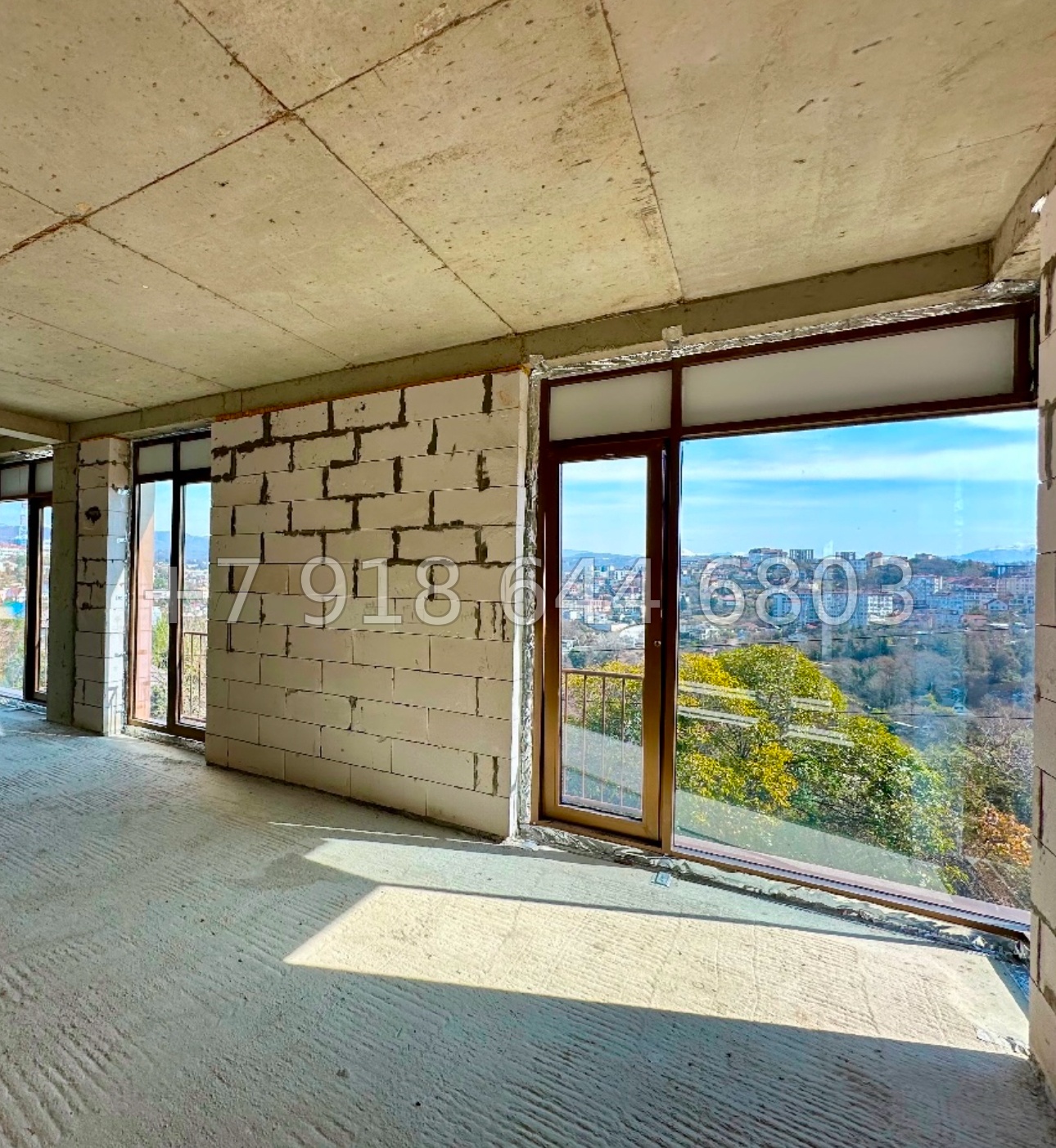 № 40в. Дом в центре города Сочи  - миниатюра 15