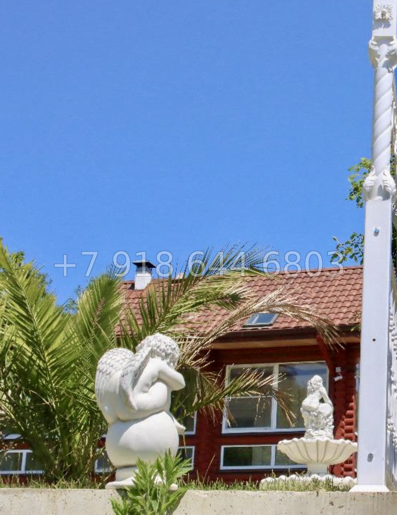 № 72 Б. Дом с озером с карпами в Адлере  - миниатюра 8