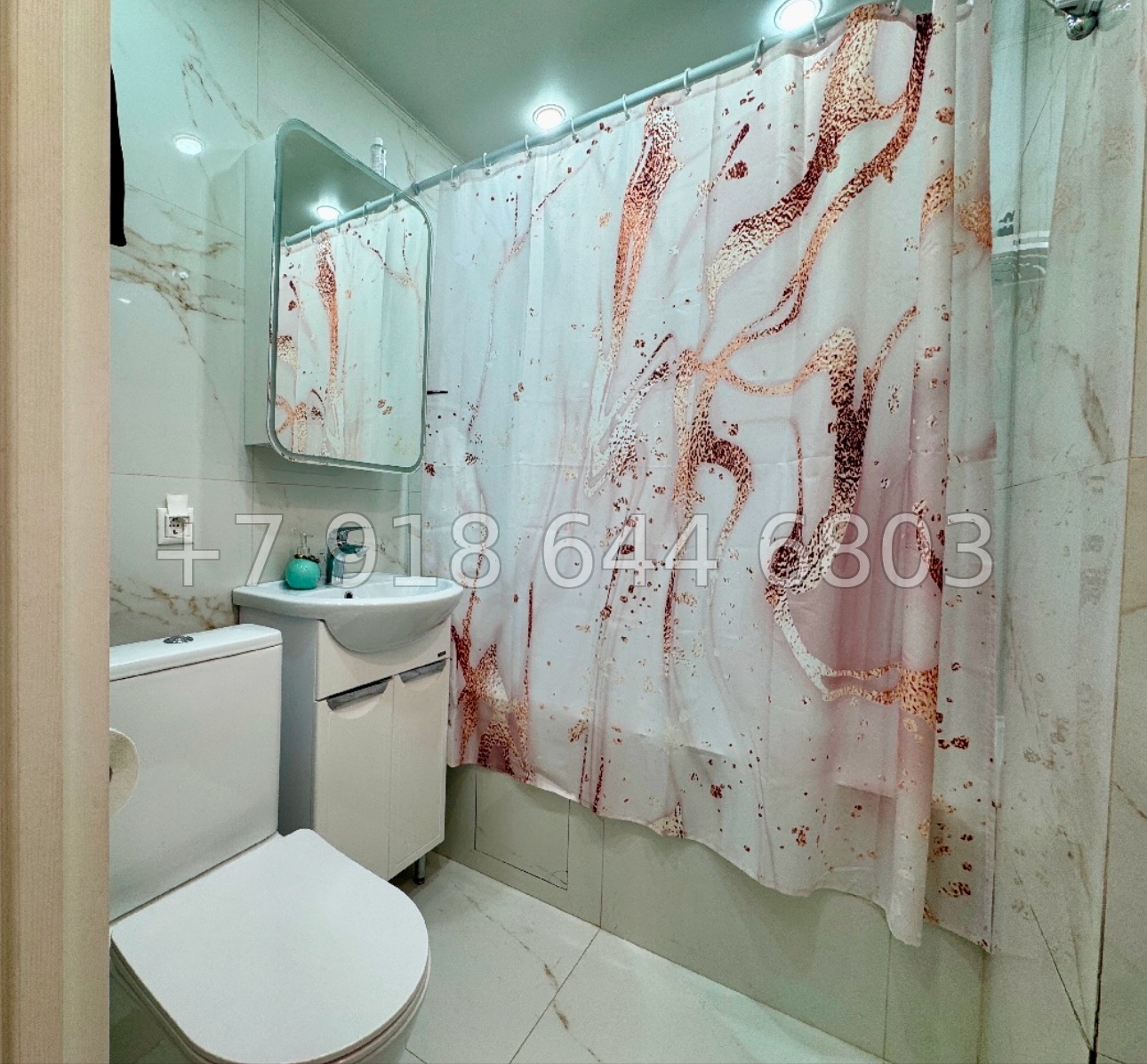 № 572 р. Двухкомнатная квартира в самом центре города Сочи  - миниатюра 10