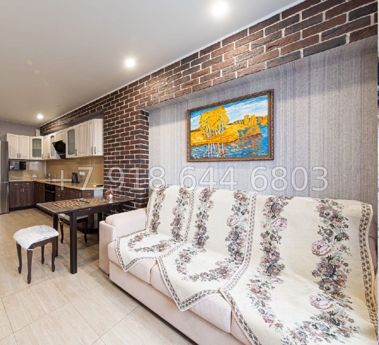 № 300 р. Квартира в доме Бизнес класса в центре города Сочи  - миниатюра 2