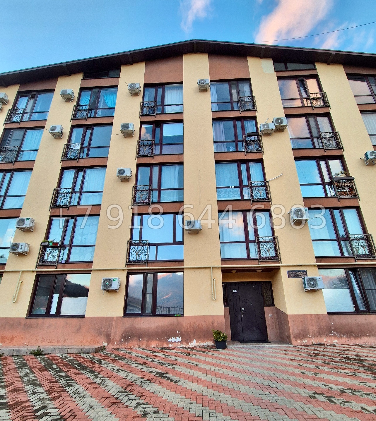 № 4и. Квартира с красивым ремонтом и видом на горы - миниатюра 28