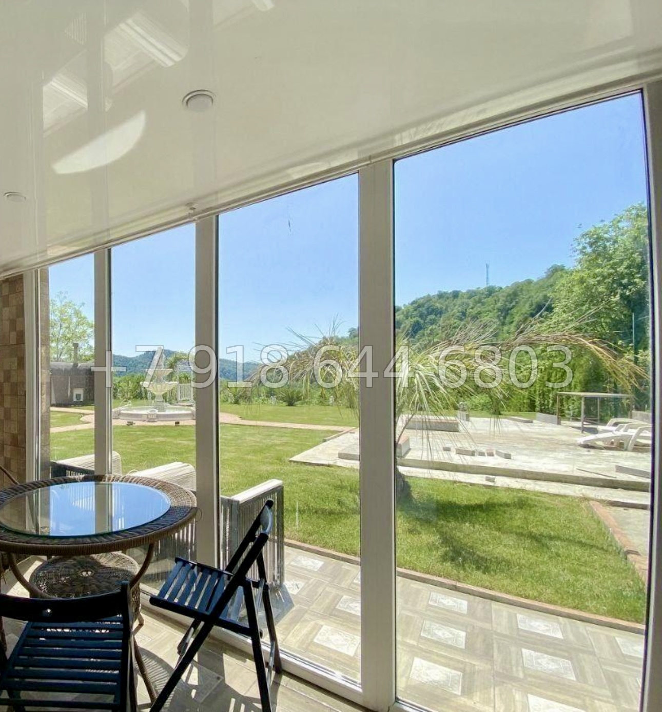 № 72 Б. Дом с озером с карпами в Адлере  - миниатюра 19