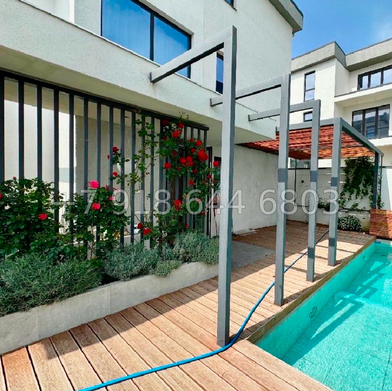 № 115 в. Дом с очень хорошим ремонтом в Адлере  - миниатюра 27