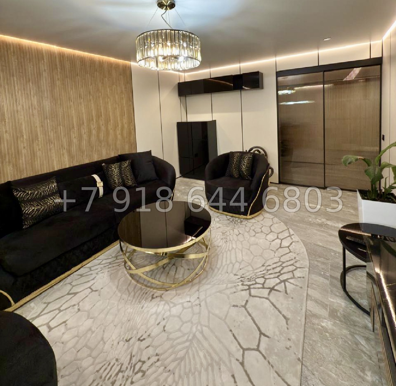 № 523 р. Трёхкомнатная квартира в центре города Сочи  - миниатюра 3