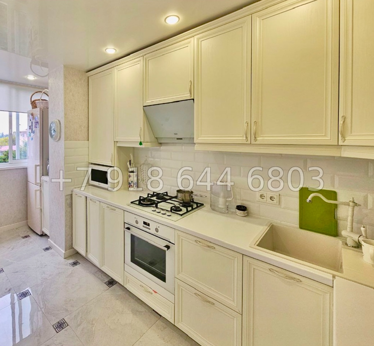 № 388 р. Трёхкомнатная квартира в городе Сочи  - миниатюра 12