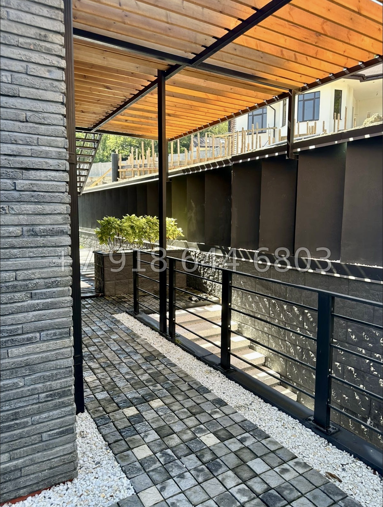 № 23 в. Дом с бассейном в Сочи  - миниатюра 2