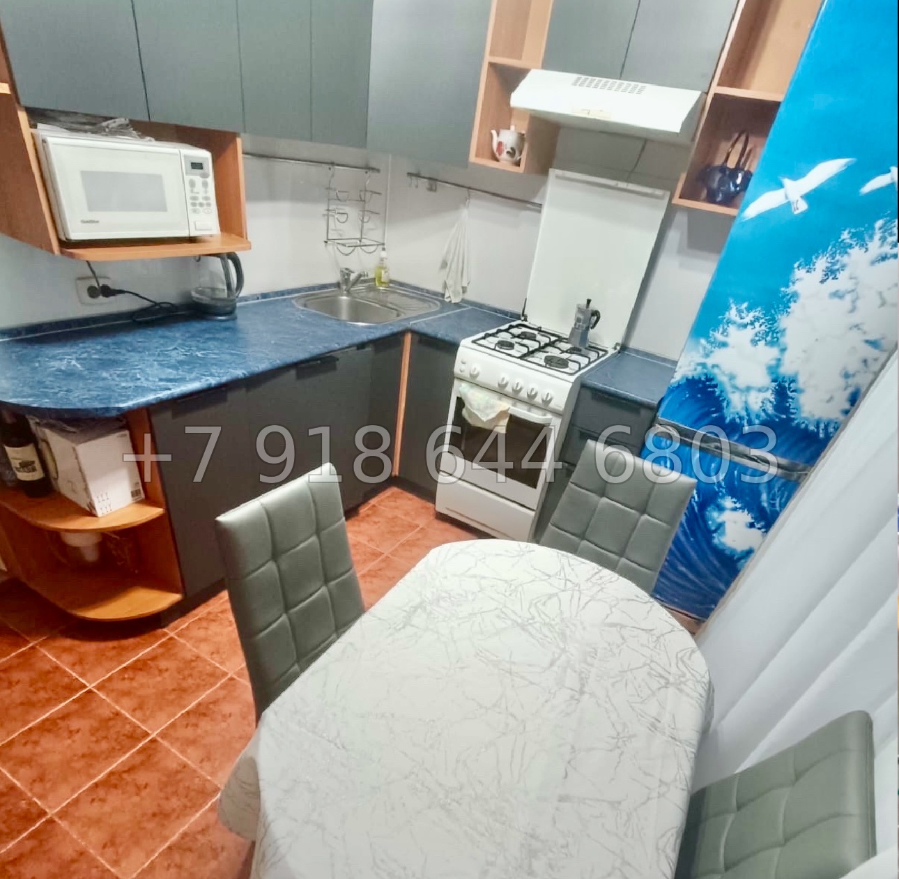 № 557 р. Трёхкомнатная Квартира в центре города Сочи  - миниатюра 2