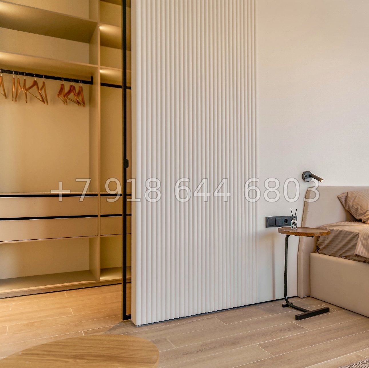 № 13 В. Современный дом с бассейном в Адлере с ремонтом и техникой  - миниатюра 26