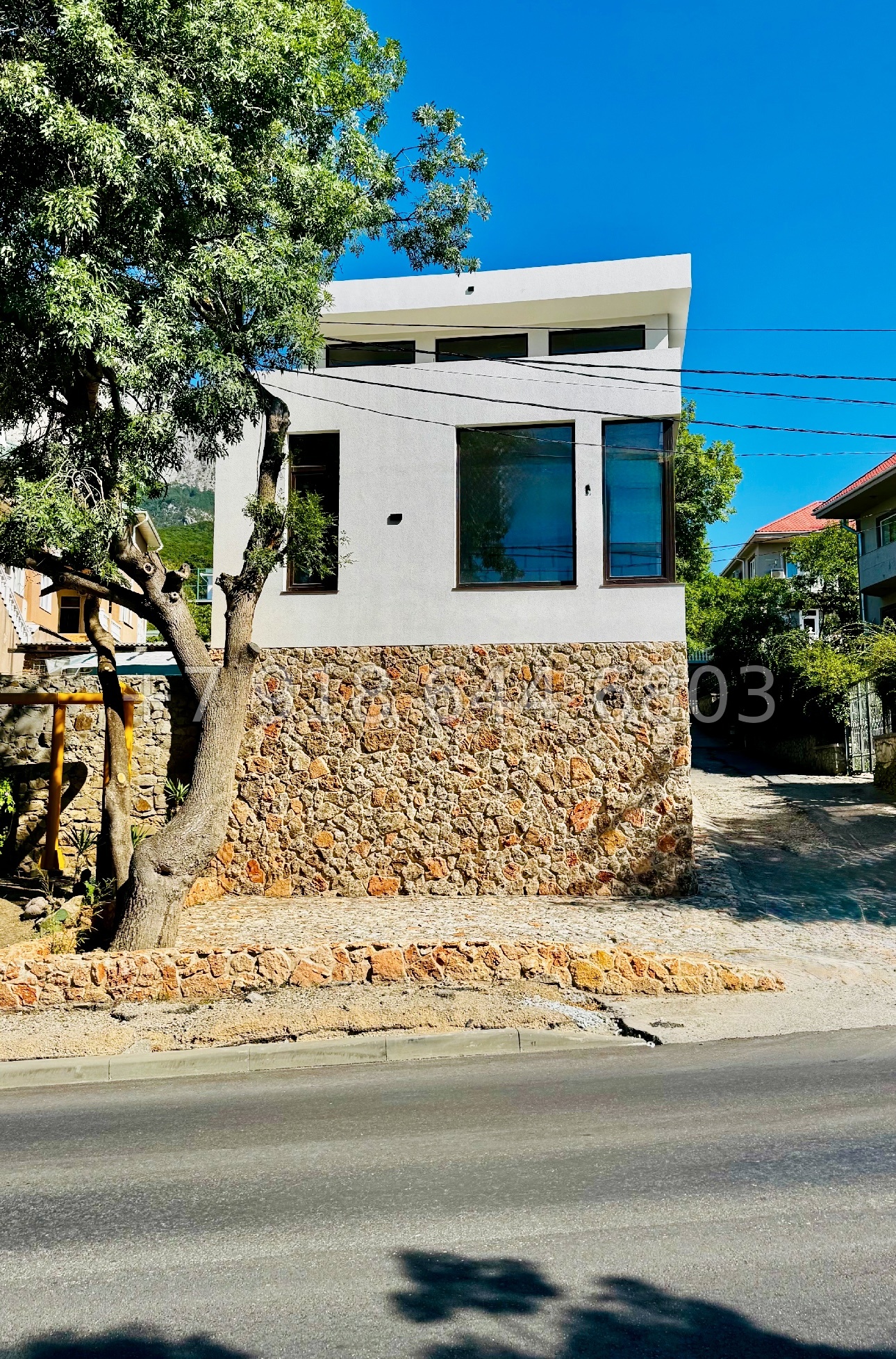 № 7 н. Дом в Ялте с гаражом и с видом на Чёрное море  - миниатюра 5