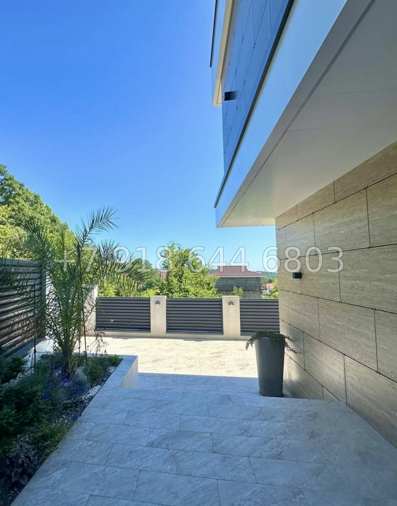 № 11 В. Смотрите какой необычный дом в Адлере  - миниатюра 7