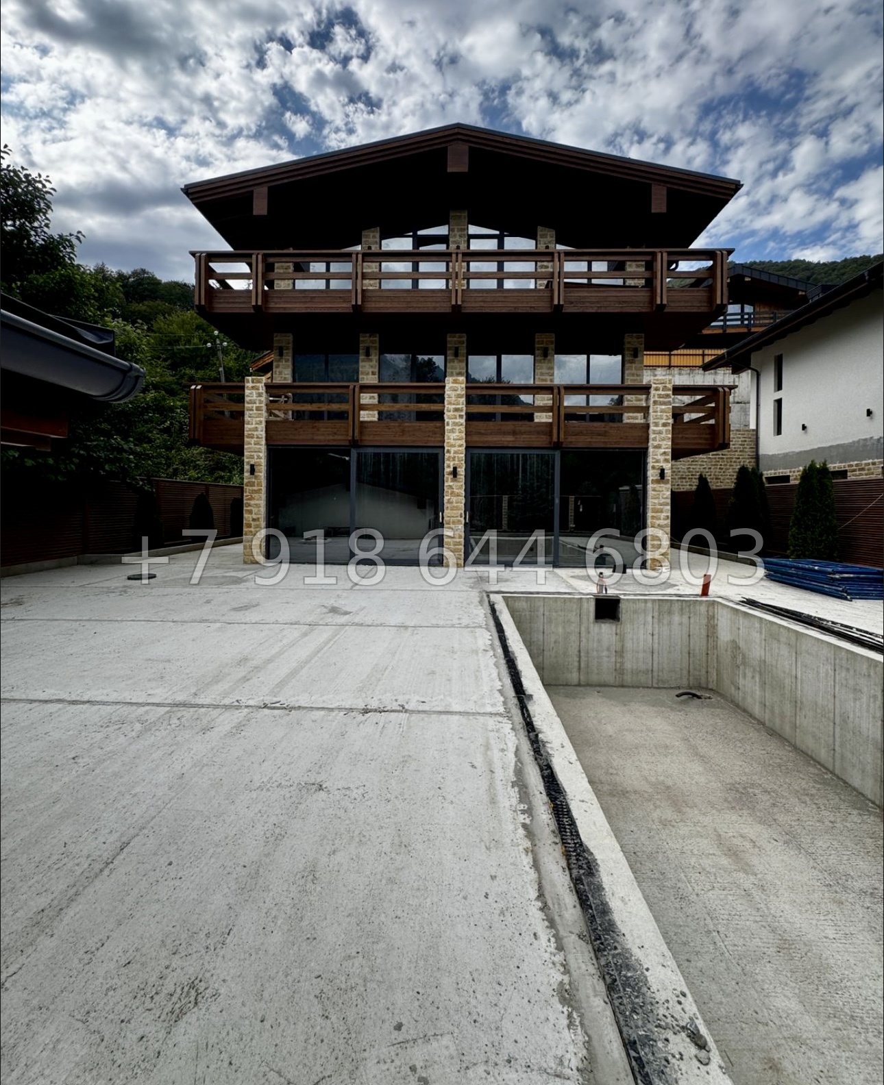 № 14 М. Дом на Красной Поляне с бассейном  - миниатюра 2