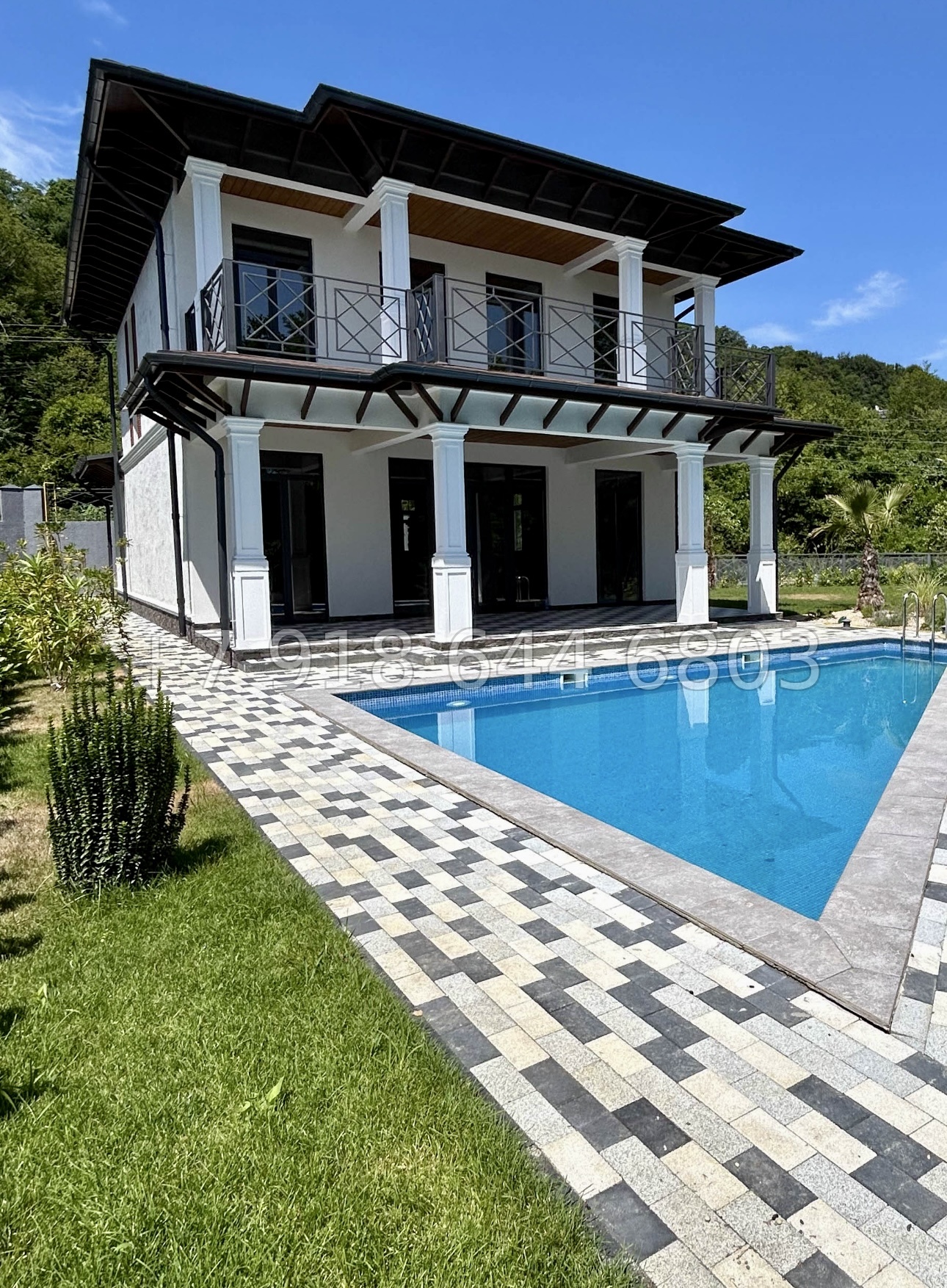 № 32 Б. Три дома с роскошными видами в Сочи  - миниатюра 1