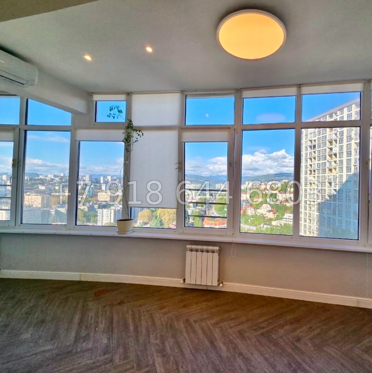 № 53 е. Квартира в центре города Сочи  - миниатюра 16