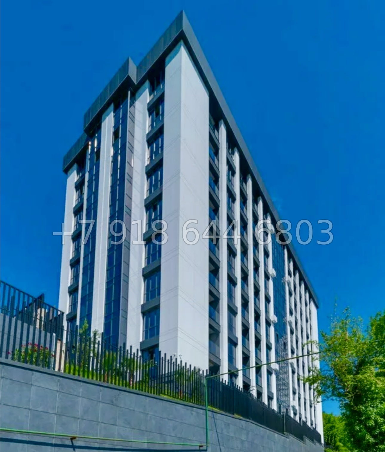 № 572 р. Квартира у парка Ривьера Сочи с бассейном  - миниатюра 18