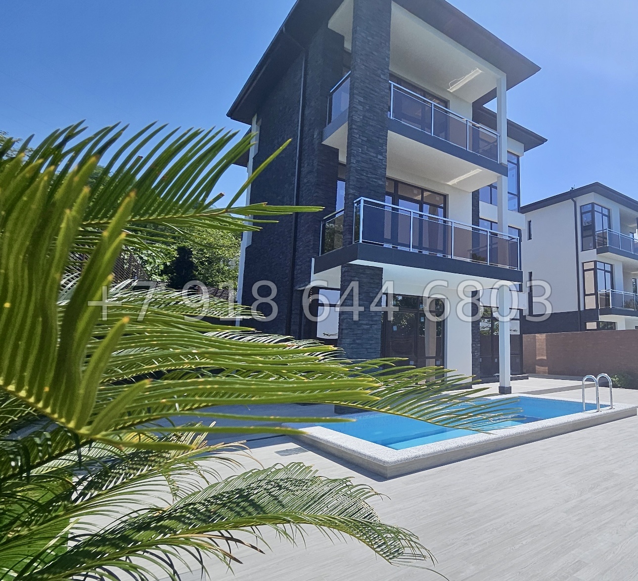 № 83 Б. Три дома с бассейном на выбор в Адлере  - миниатюра 6