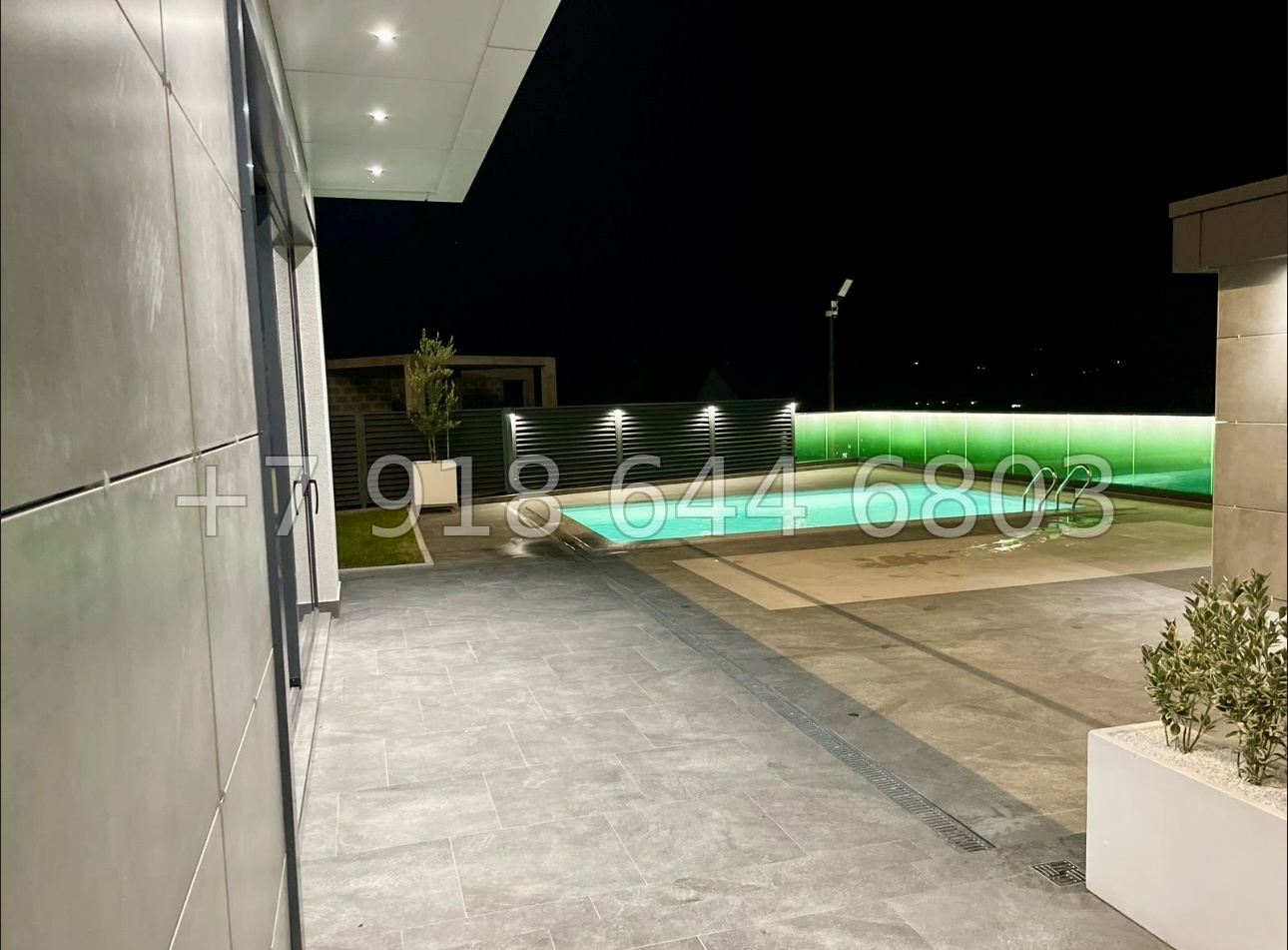 № 48 Б. Дом с бассейном в Адлере  - миниатюра 19