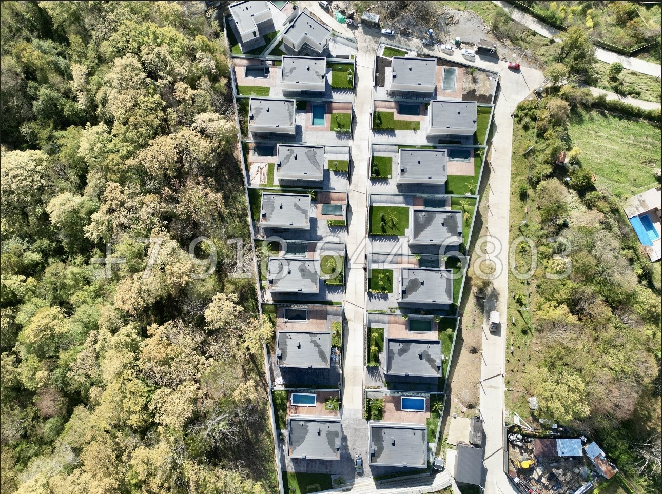 № 108 Б. Два последних дома в новом коттеджном посёлке в городе Сочи  - миниатюра 17