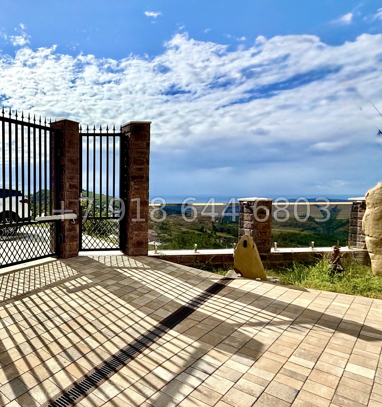 № 20 Б. Дом с бассейном в Адлере  - миниатюра 17