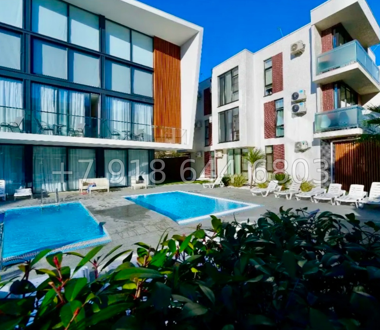 № 185 р. Квартира в Сочи с бассейном  - миниатюра 2