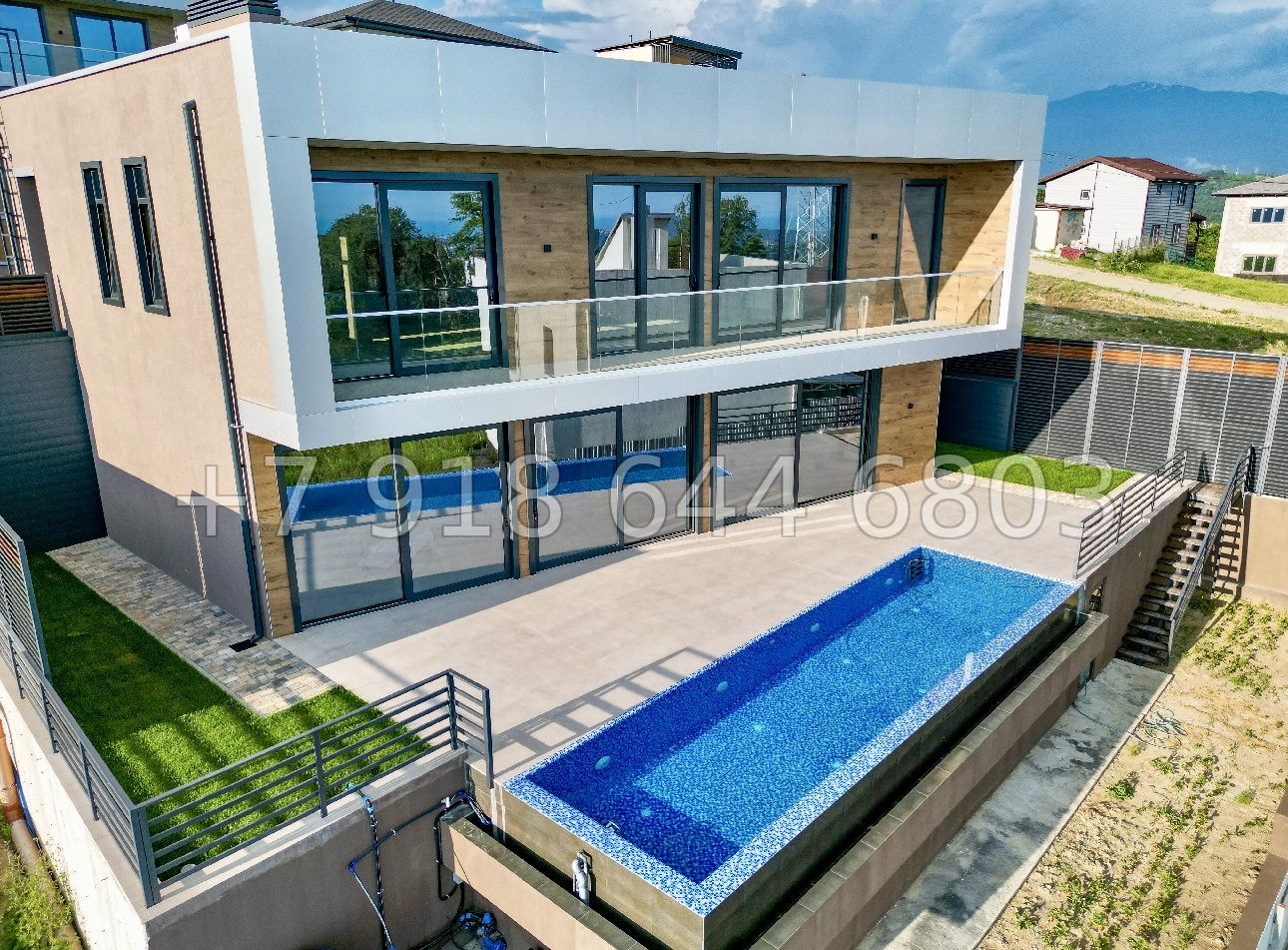 № 144 Б. Два дома в Адлере  - миниатюра 10