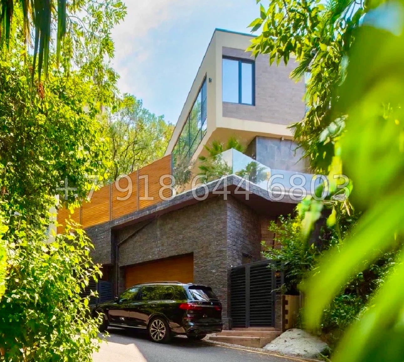 № 68 м. Дом в центре города Сочи на Первомайской  - миниатюра 1