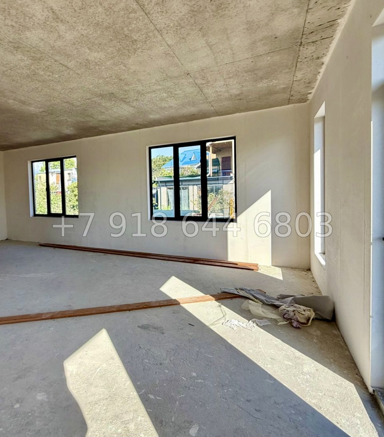 № 25 Б. Дом с бассейном в Адлере  - миниатюра 23