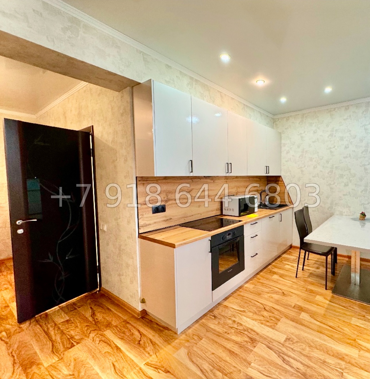 № 279 р. Квартира в центре города Сочи  - миниатюра 5