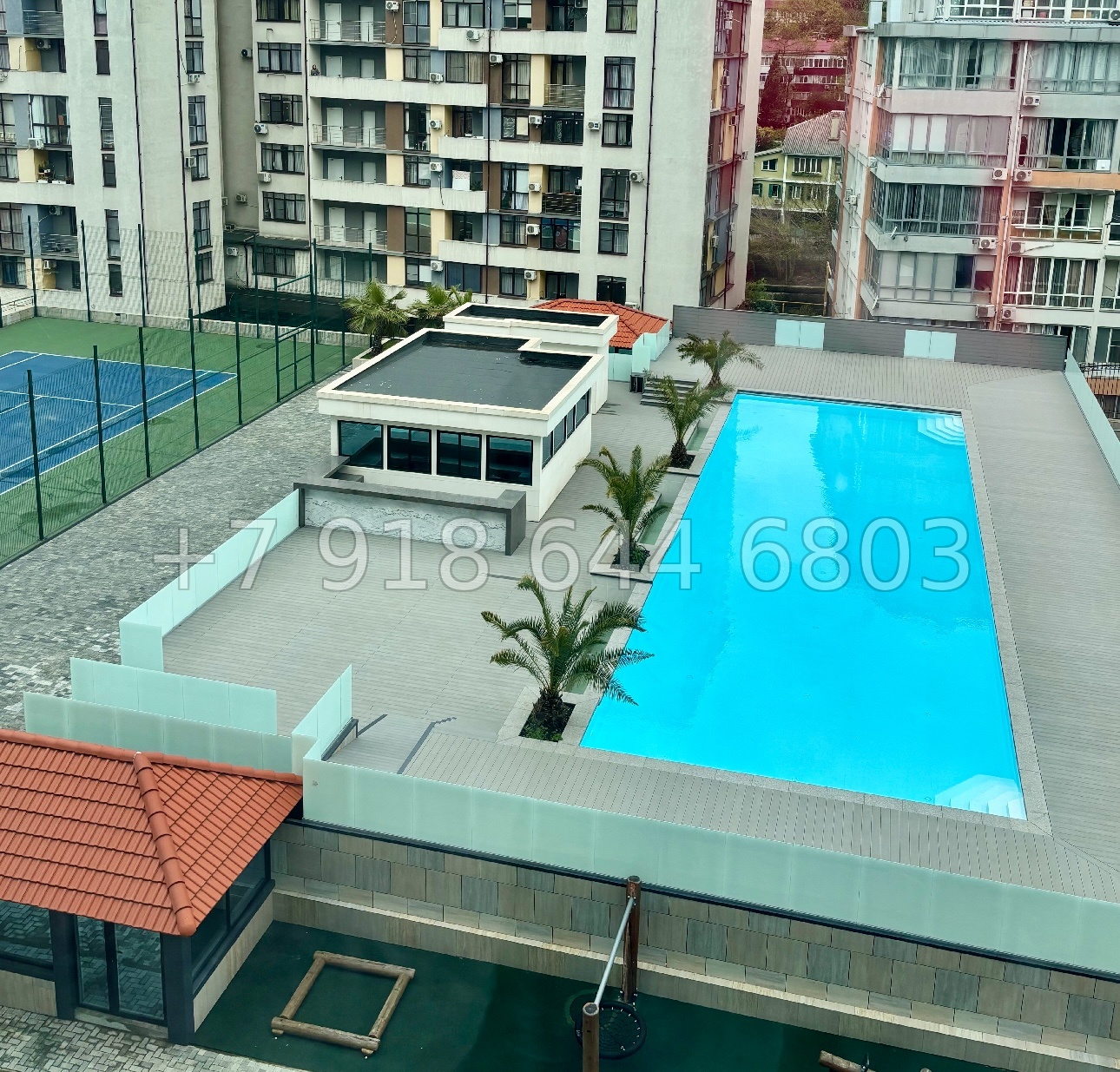 № 541 р. Квартира с видом на бассейн у моря - миниатюра 2