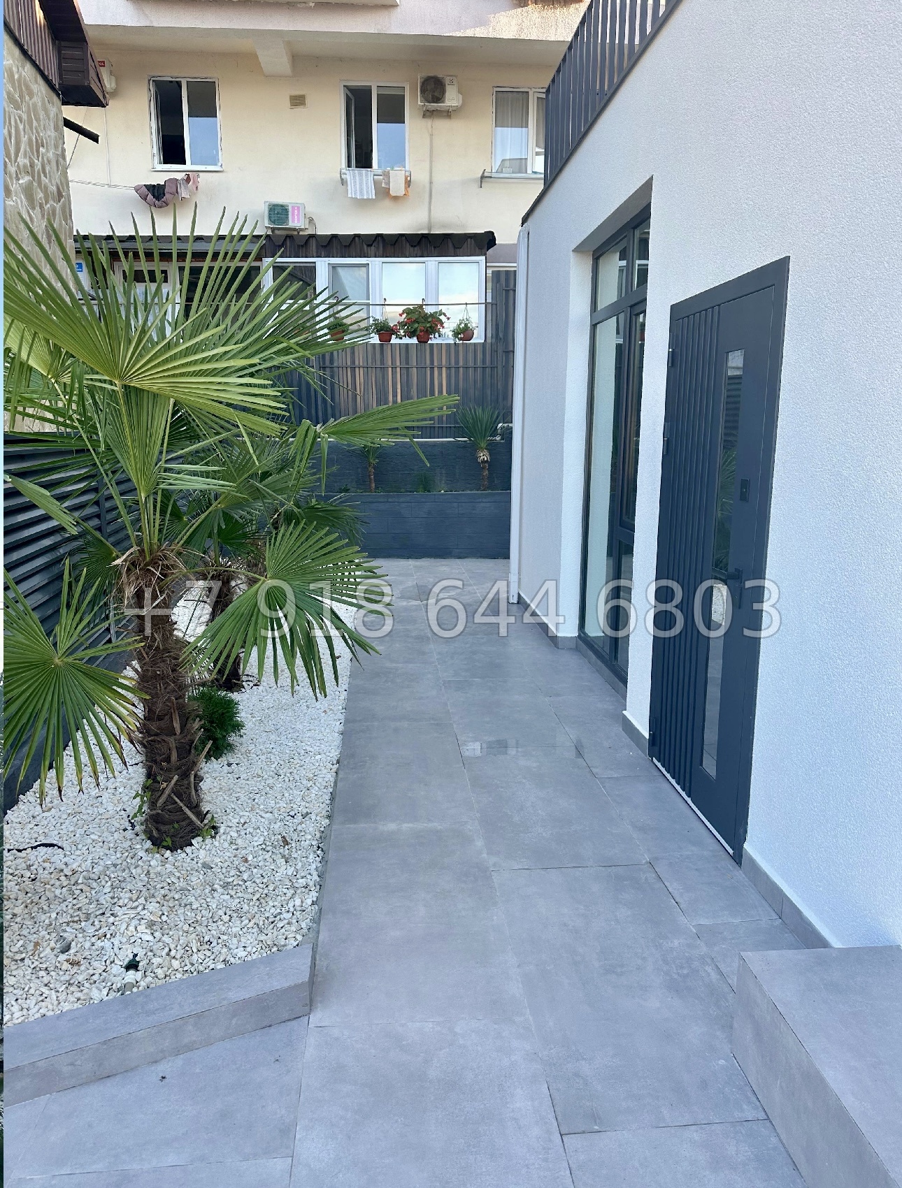 № 92 Б. Дом в центре города Сочи  - миниатюра 3