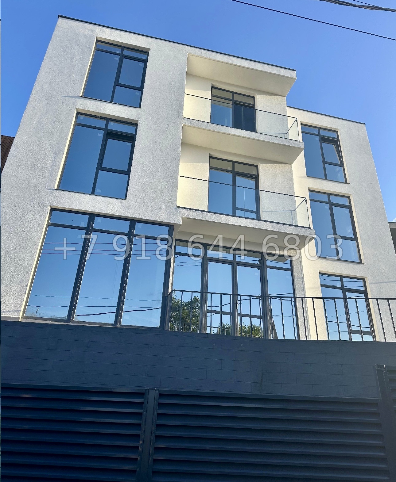 № 92 Б. Дом в центре города Сочи  - миниатюра 1